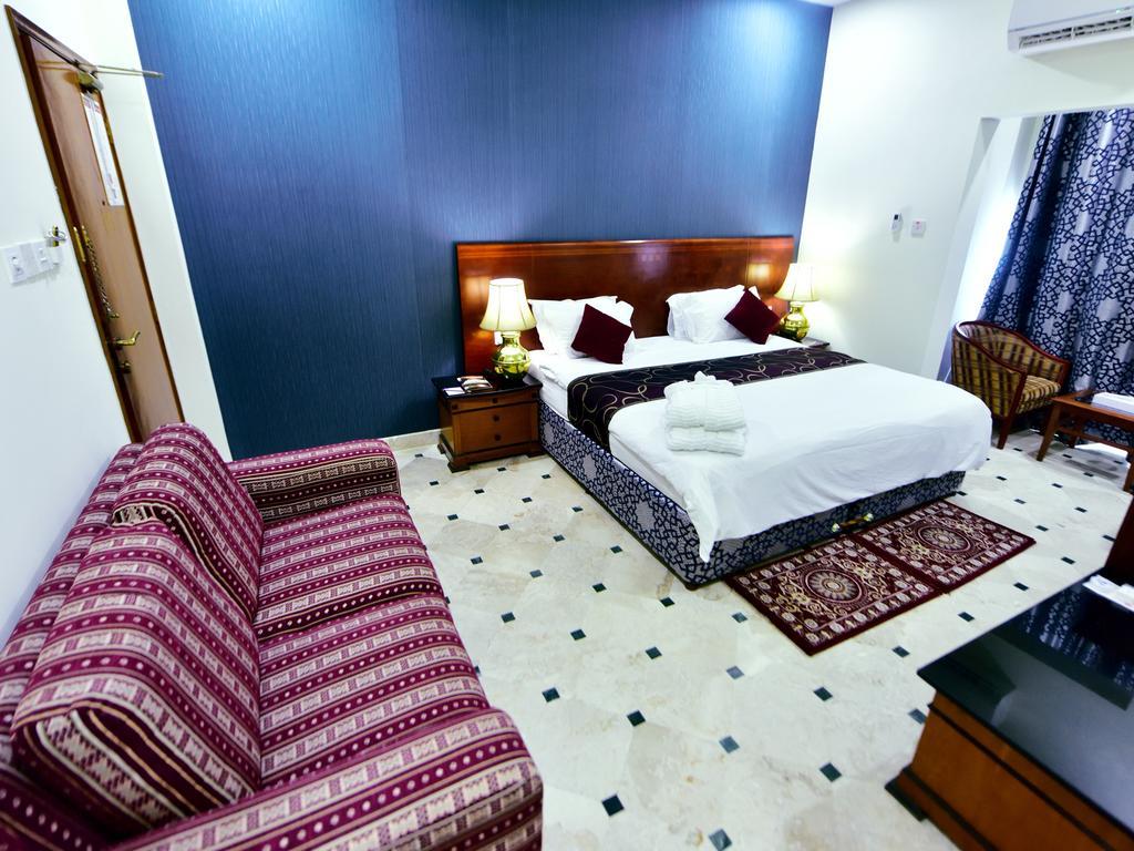 Al Bahjah Hotel Seeb